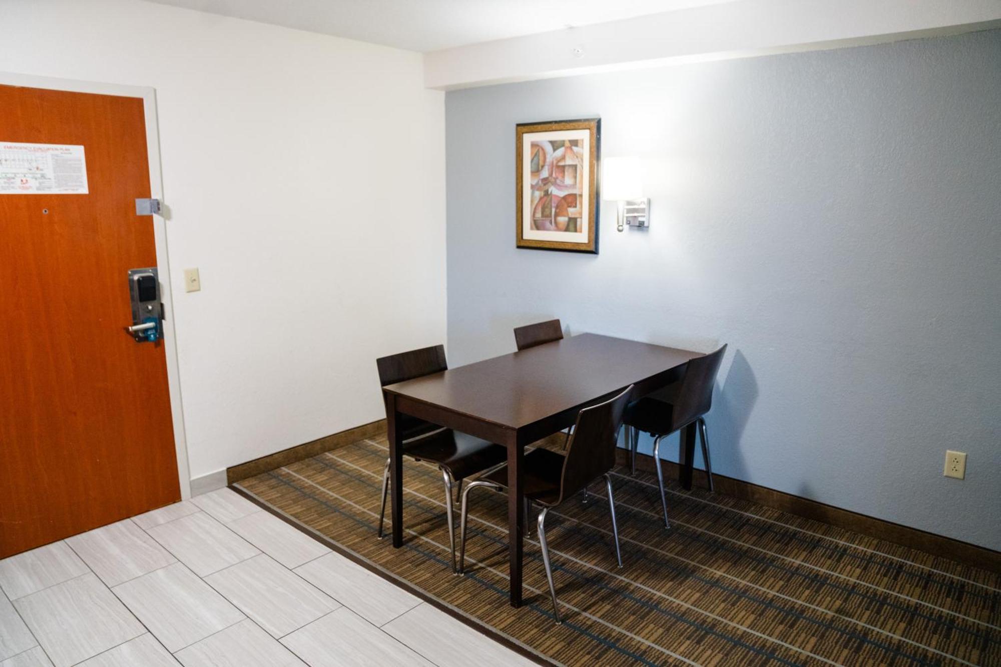 Mainstay Suites Knoxville North I-75 Exteriör bild